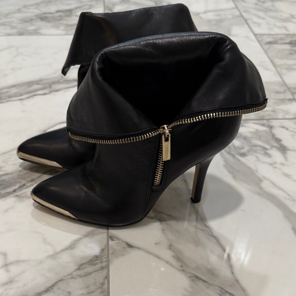 Black Leather Pointed-Toe Foldover Heeled Boots with Gold Zipper